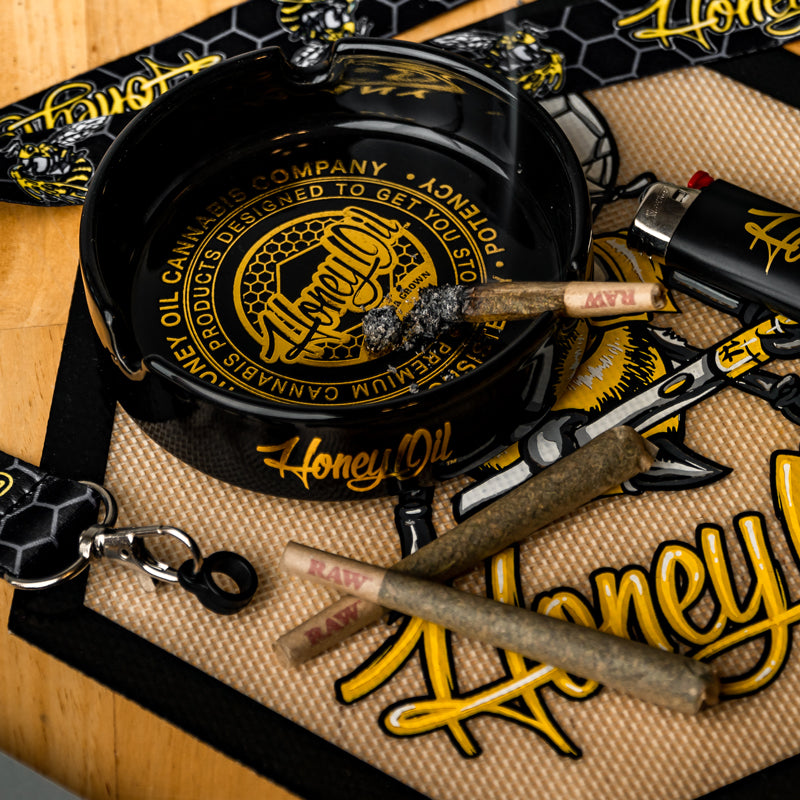 Honey Oil Ceramic Ashtray
