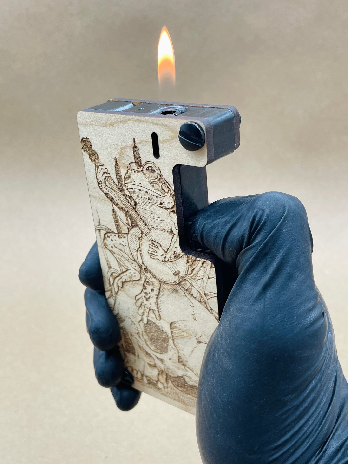 FLAMETHROWER. Portable Joint + Lighter Case.